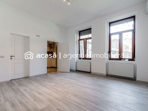 Apartmanent în centru | parter | renovat | Parcul Reconcilierii