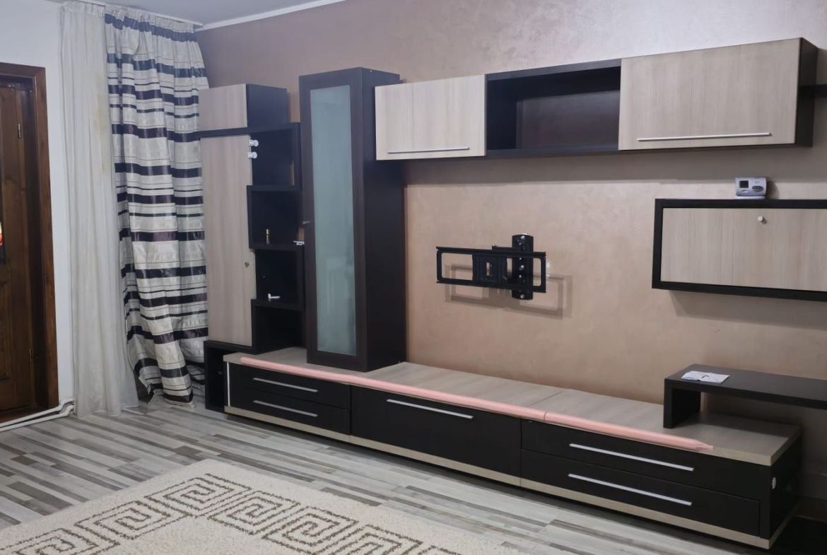 De vanzare apartament 3 camere, 85 mp, I.C. Frimu, 125.000 euro