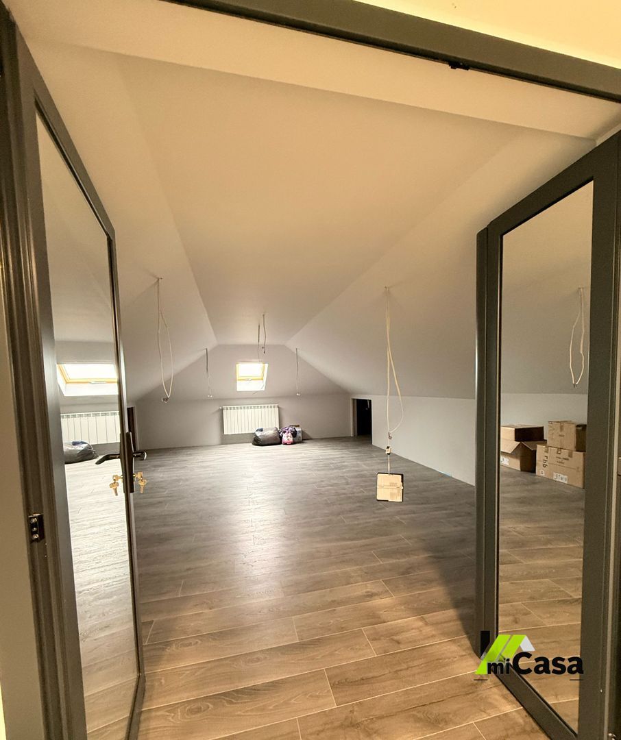 anBn-26076 Casă cu 6 camere, în Șendreni