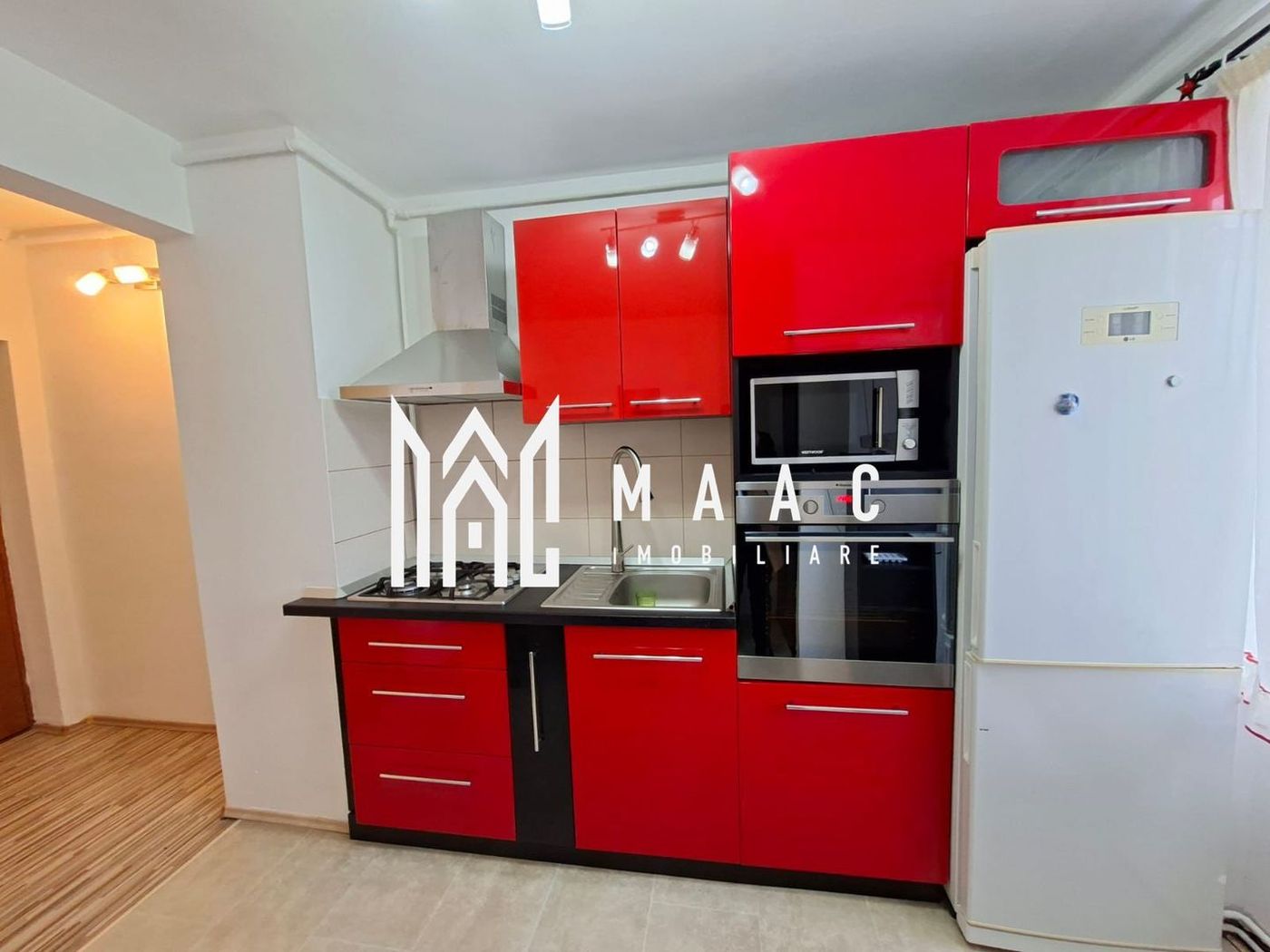 Apartament 3 camere| Balcon | 68MPU | Hipodrom