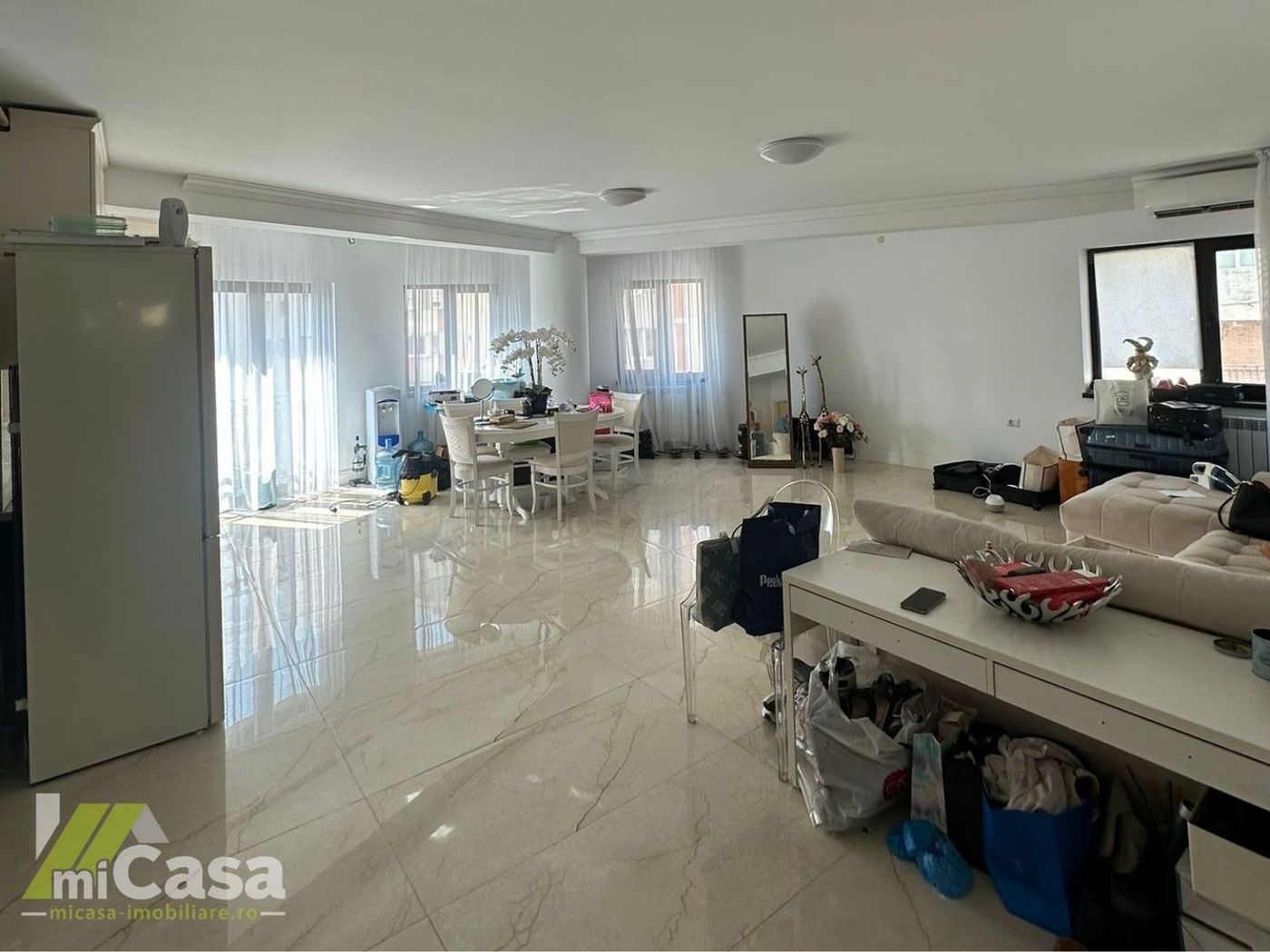 Apartament 3 camere – Lux – Mazepa 2, Colibri 2