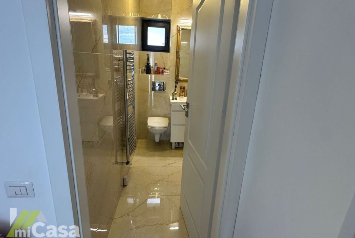 Apartament 3 camere – Lux – Mazepa 2, Colibri 2