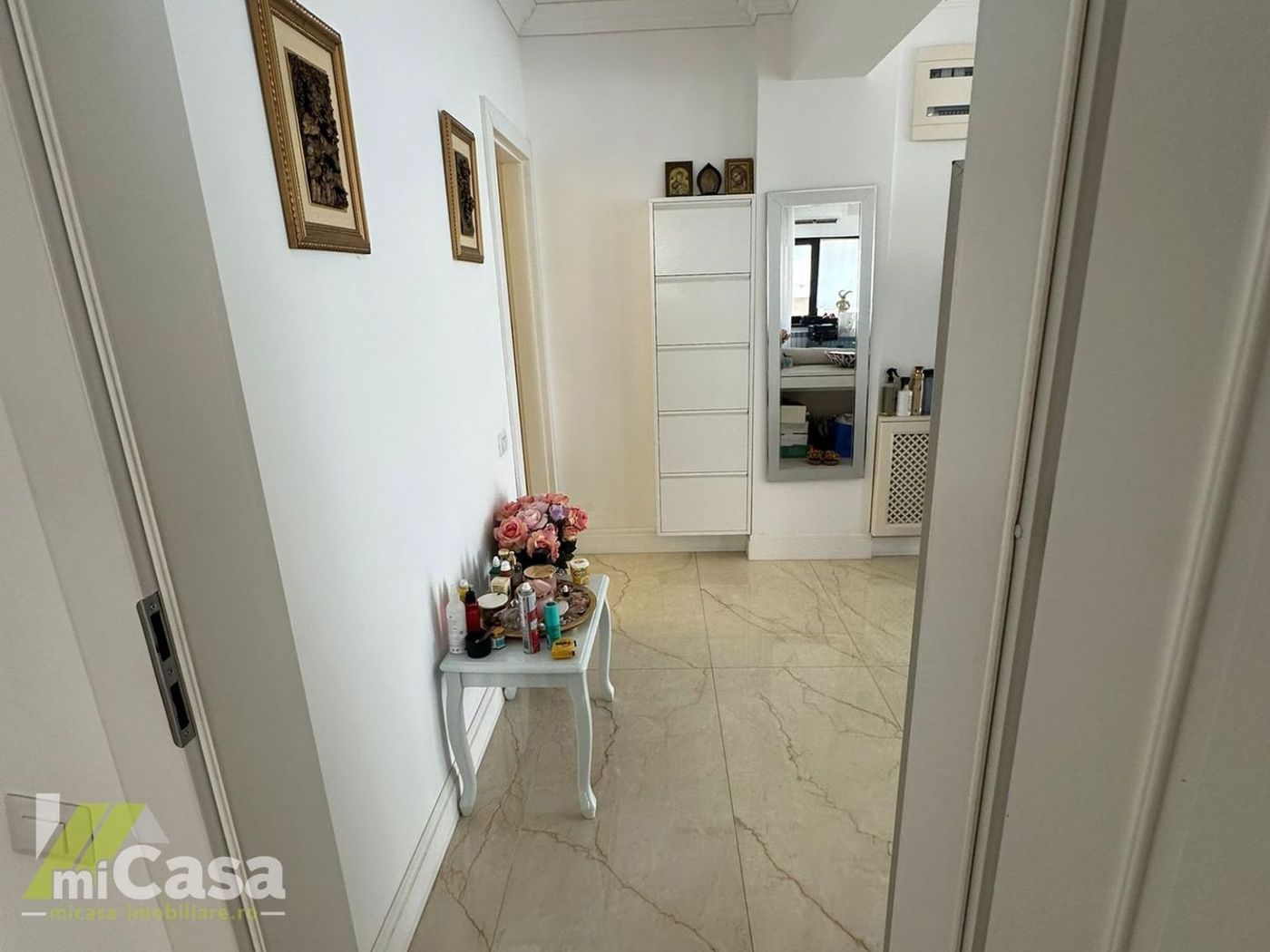 Apartament 3 camere – Lux – Mazepa 2, Colibri 2