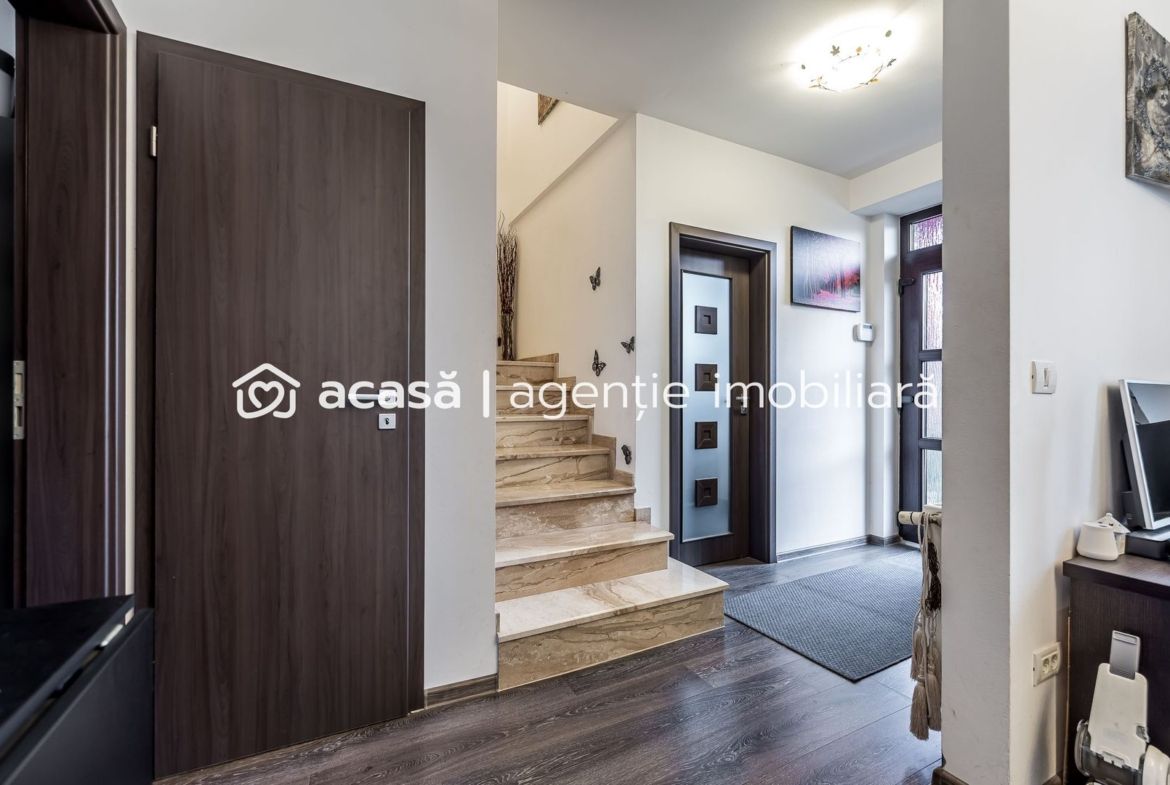 Casă mobilată și utiliată în Westfield | 387 mp teren | curte + anexe