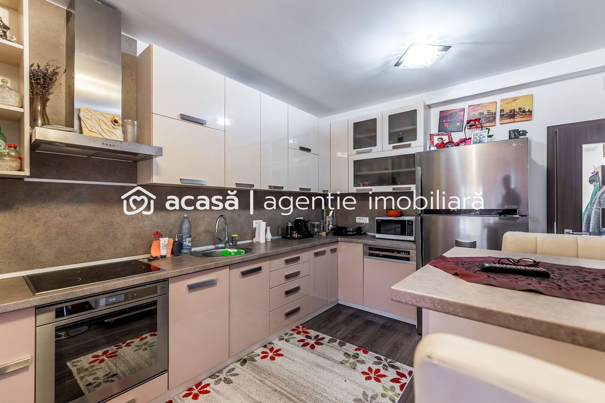Casă mobilată și utiliată în Westfield | 387 mp teren | curte + anexe
