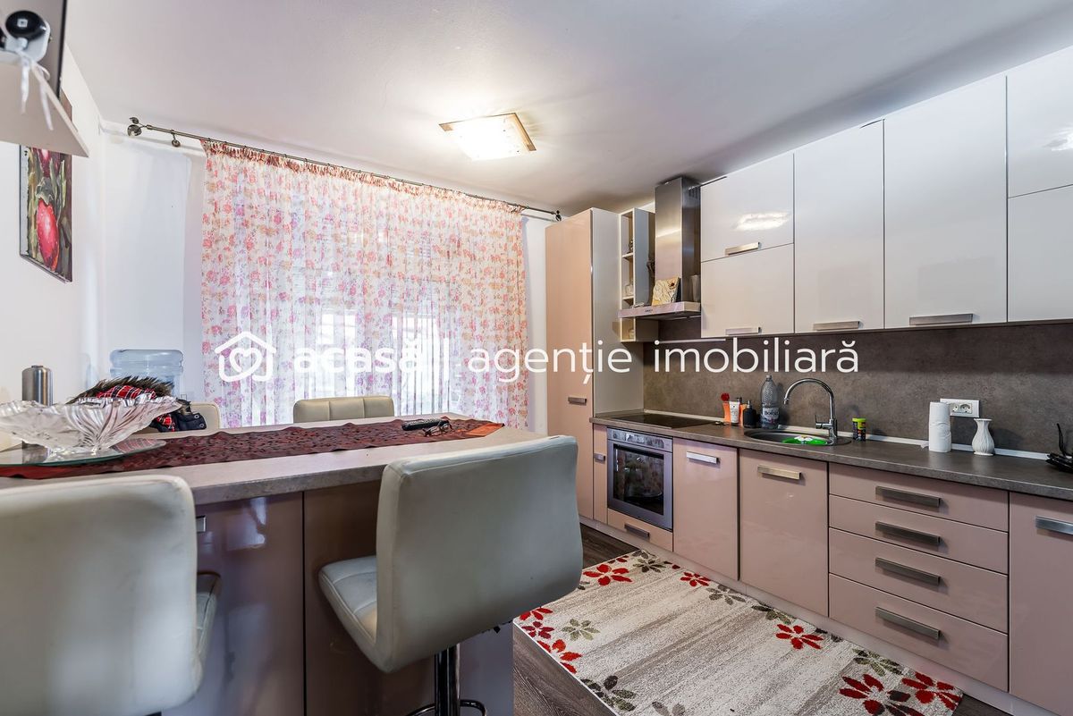 Casă mobilată și utiliată în Westfield | 387 mp teren | curte + anexe