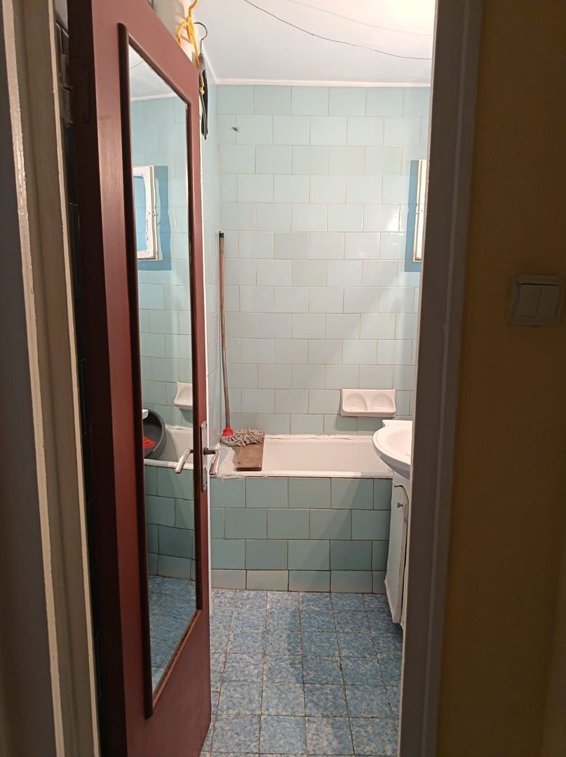 De vanzare apartament cu 2 camere, parter, micro 13 B, 60.000 euro