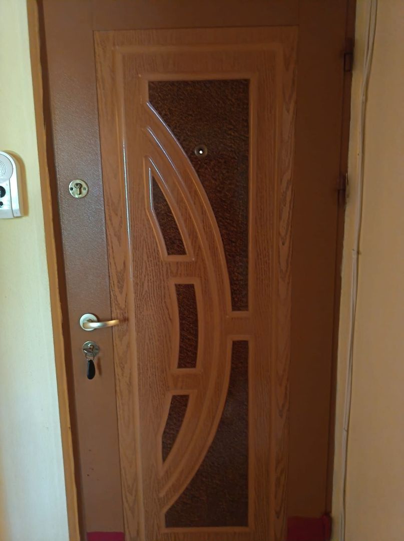 De vanzare apartament cu 2 camere, parter, micro 13 B, 60.000 euro