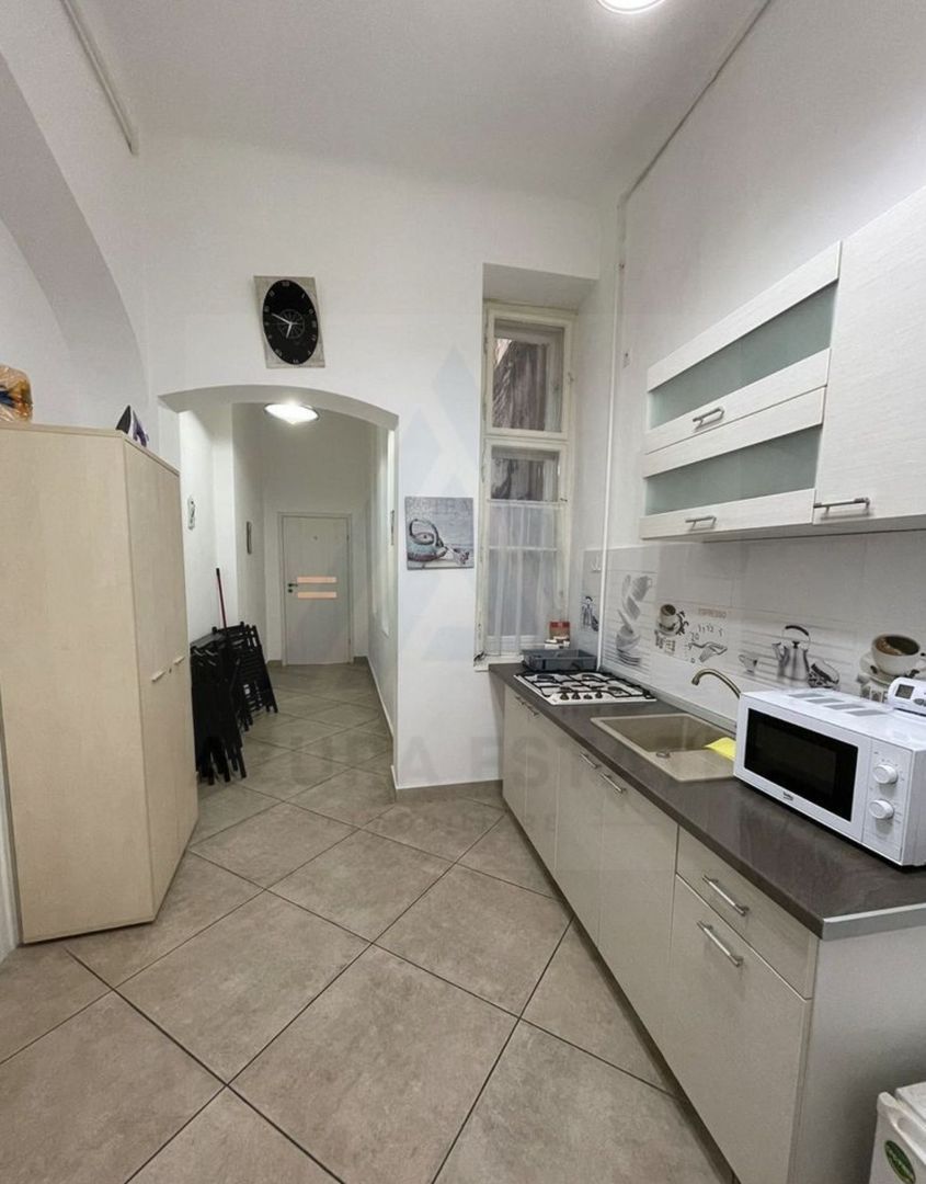 Apartament 3 camere la casă 106 mp utili 3 bai pivnita Ultracentral