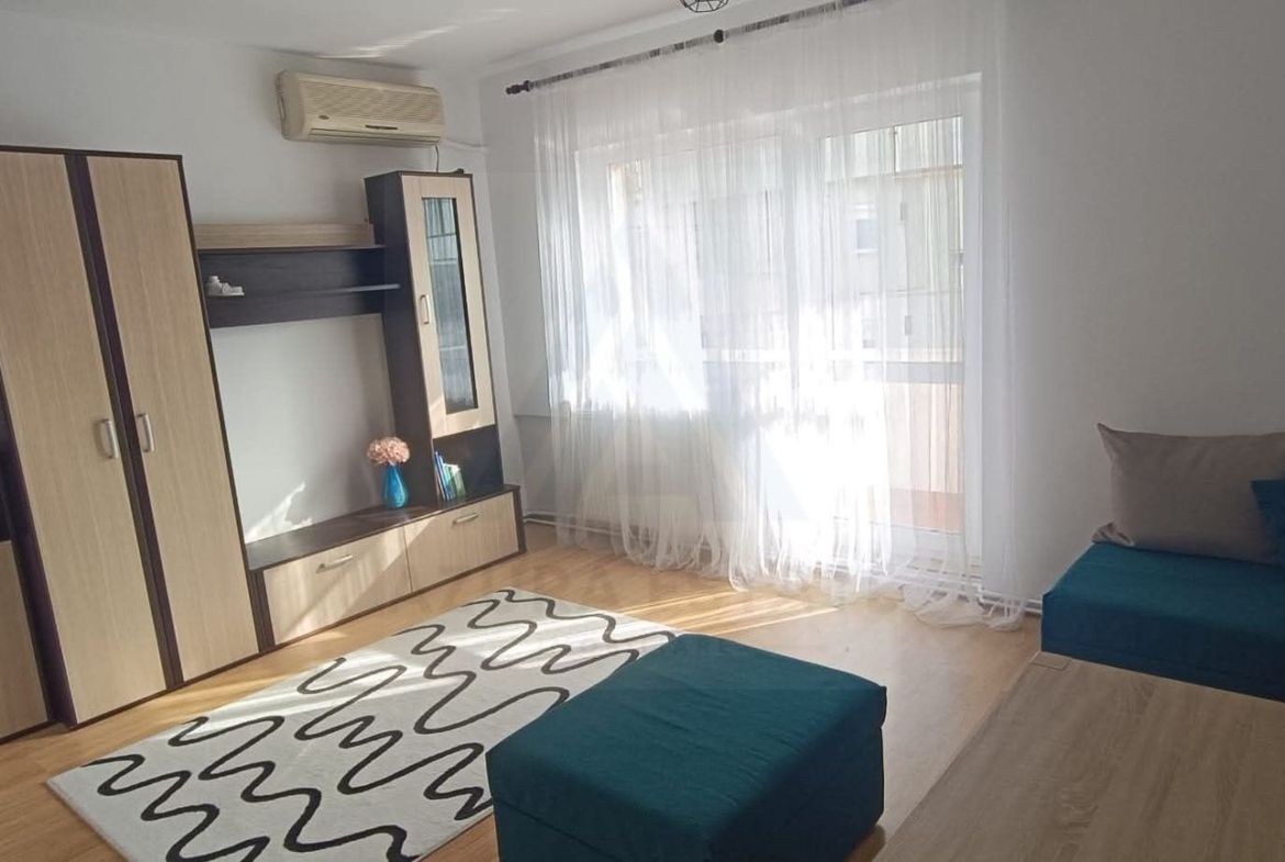 Apartament renovat 3 camere 66 mp utili 2 balcoane 2 bai zona Turnisor
