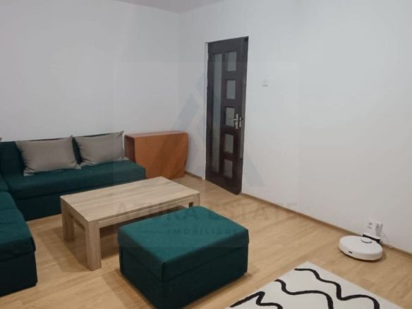Apartament renovat 3 camere 66 mp utili 2 balcoane 2 bai zona Turnisor