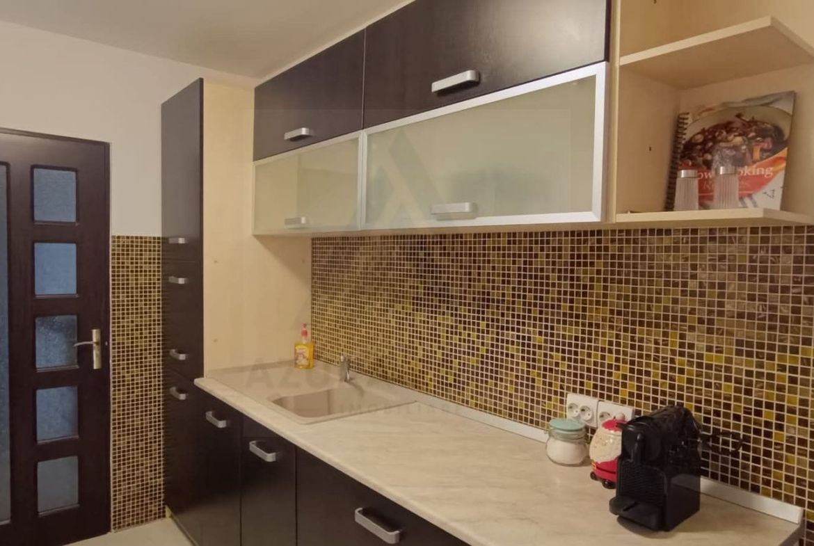 Apartament renovat 3 camere 66 mp utili 2 balcoane 2 bai zona Turnisor