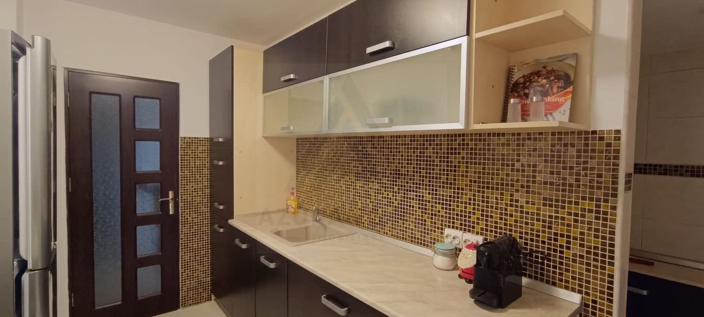 Apartament renovat 3 camere 66 mp utili 2 balcoane 2 bai zona Turnisor