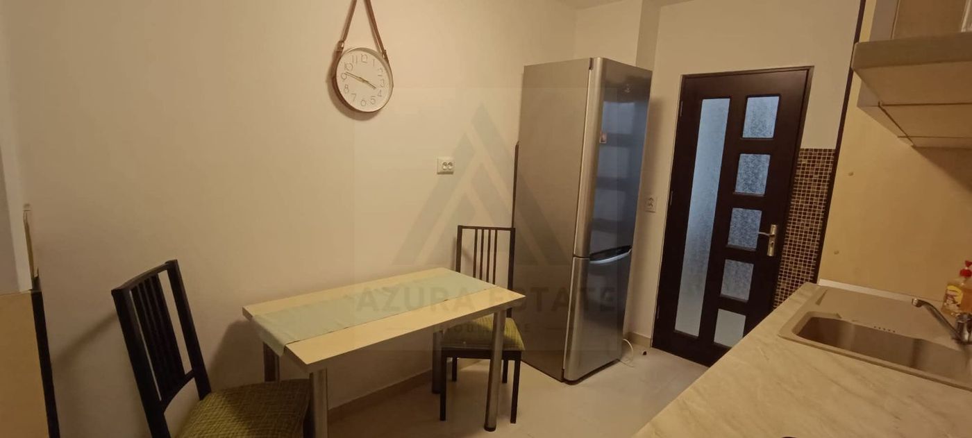 Apartament renovat 3 camere 66 mp utili 2 balcoane 2 bai zona Turnisor