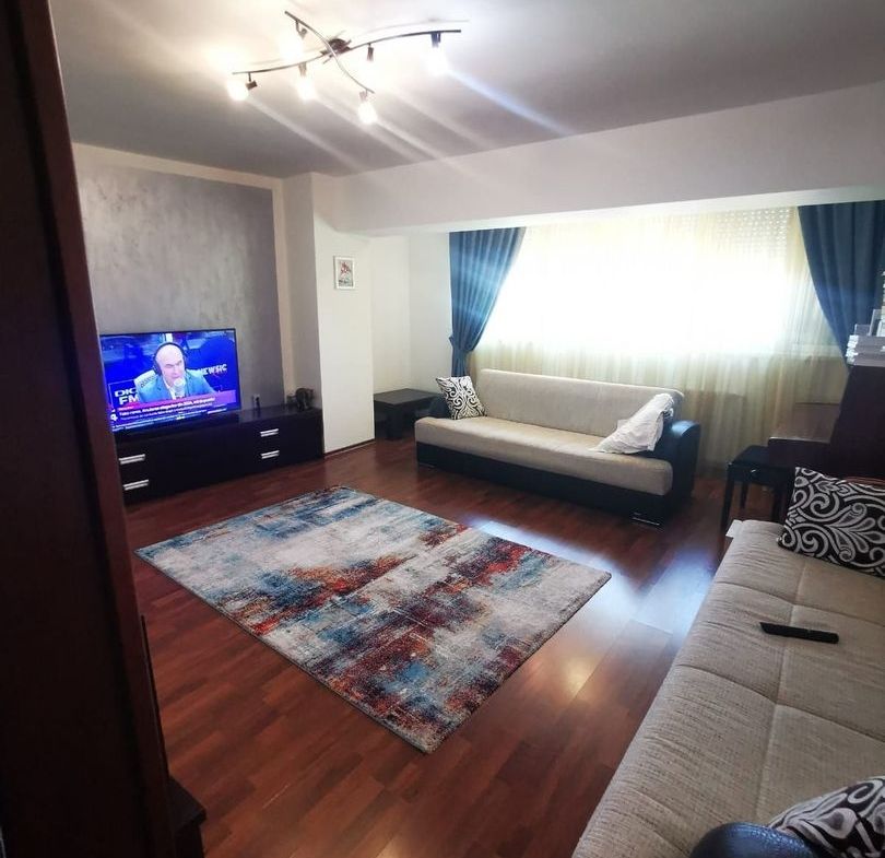 De vanzare apart. cu 3 camere, Complex Vega, Ultimul Leu, et.8, 145.000 E