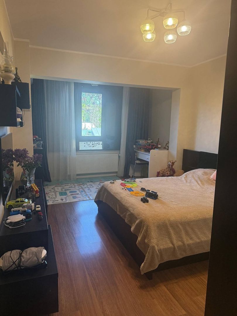 De vanzare apartament 2 camere Complex Vega, 120.000 euro