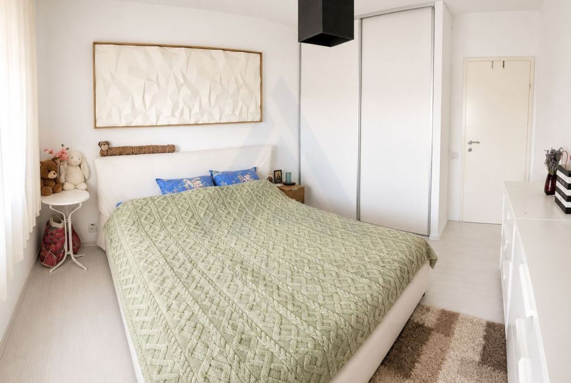 Apartament modern cu 3 camere 2 dormitoare balcon zona Rahovei