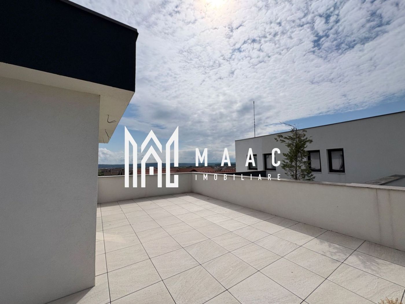 Penthouse 3 camere I 91 mp I Terasa I Calea Cisnadiei
