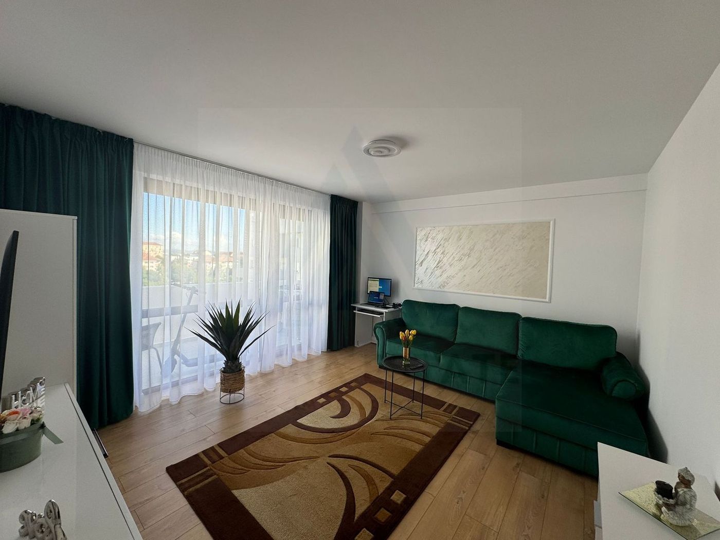 Apartament modern decomandat 54 mp balcon 12 mp parcare Doamna Stanca