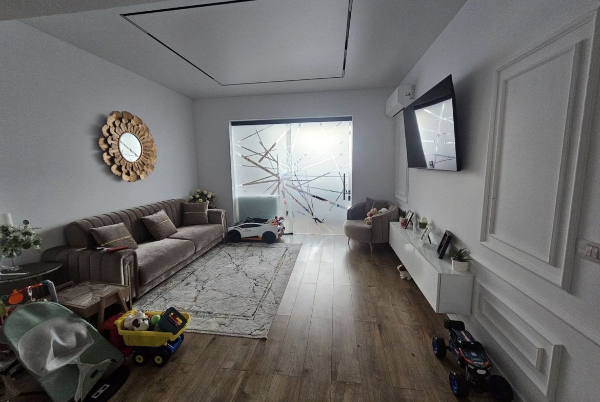Apartament 2 camere, Flamingo Gării