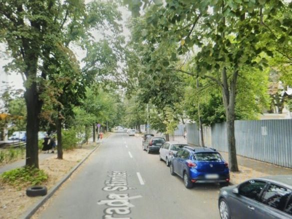 De vanzare 370 m.p.  teren intravilan str. Stiintei, 109.000 euro
