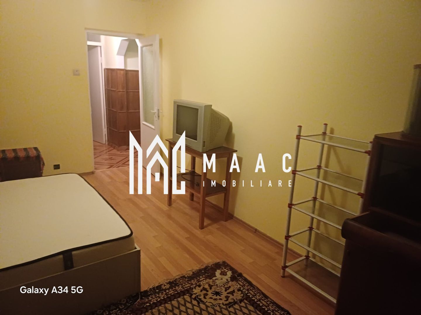 APARTAMENT 2 CAMERE I DECOMANDAT I 48 MP