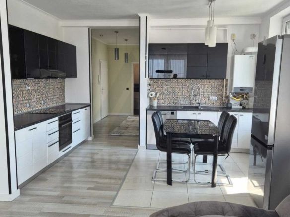 Penthouse 83 mp 3 camere 2 băi terasa 37 mp boxa la subsol Avangarden