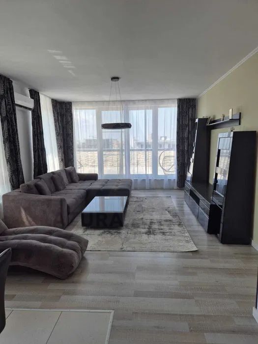 Penthouse 83 mp 3 camere 2 băi terasa 37 mp boxa la subsol Avangarden