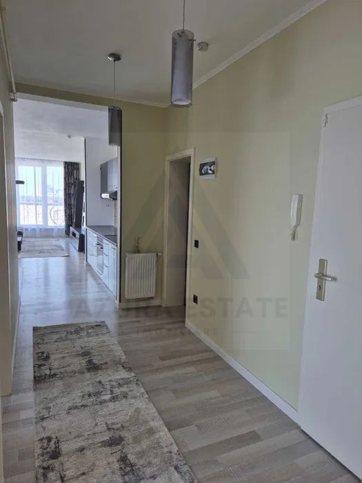 Penthouse 83 mp 3 camere 2 băi terasa 37 mp boxa la subsol Avangarden
