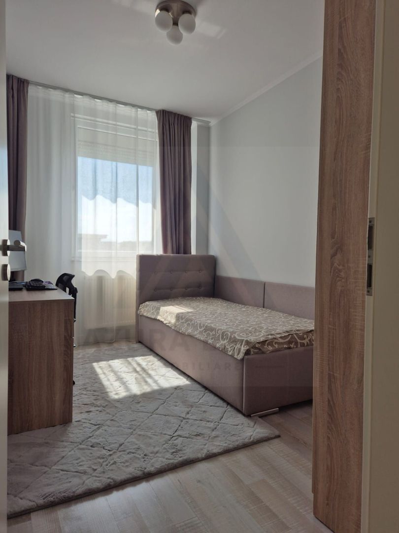 Penthouse 83 mp 3 camere 2 băi terasa 37 mp boxa la subsol Avangarden