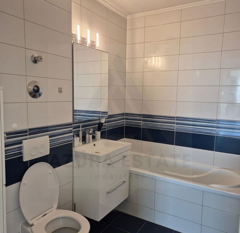Penthouse 83 mp 3 camere 2 băi terasa 37 mp boxa la subsol Avangarden