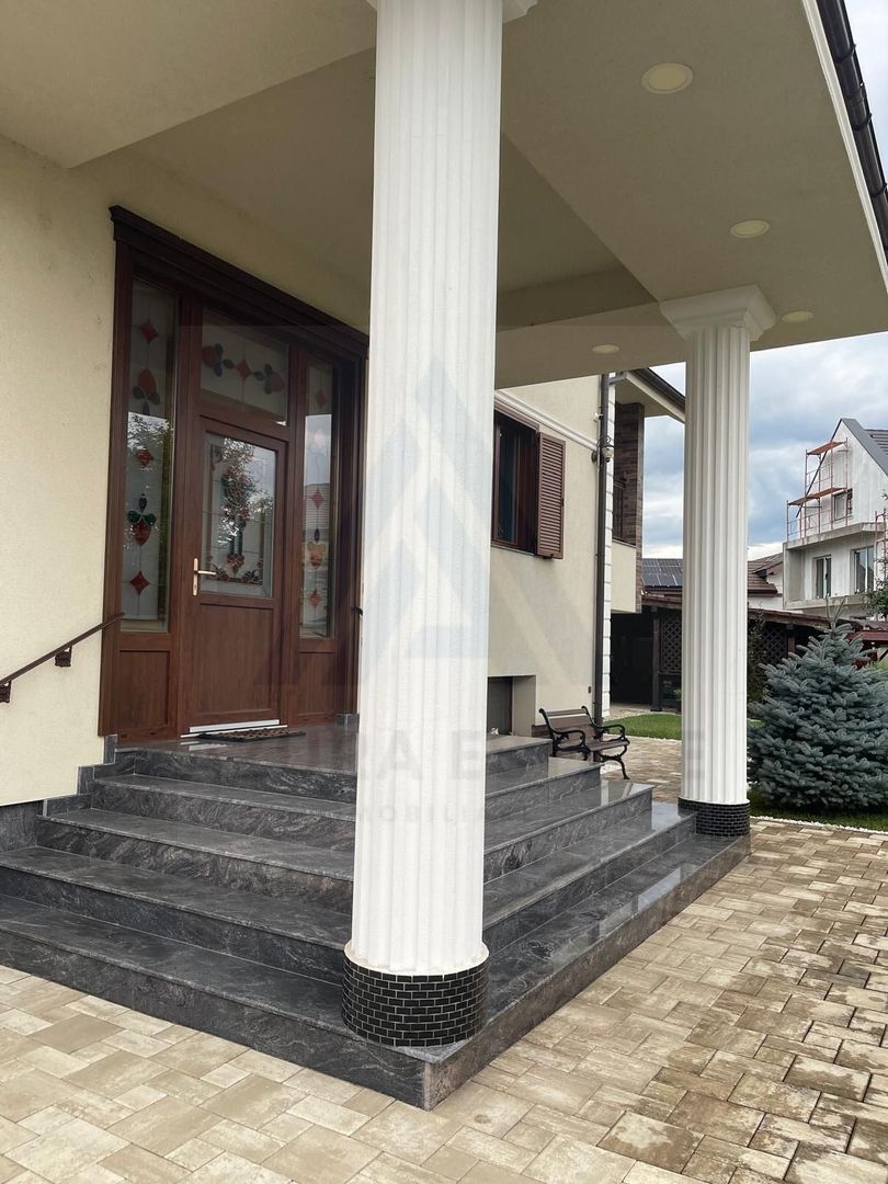 Vila 360 mp utili super exclusivista si teren 750 mp in Sibiu