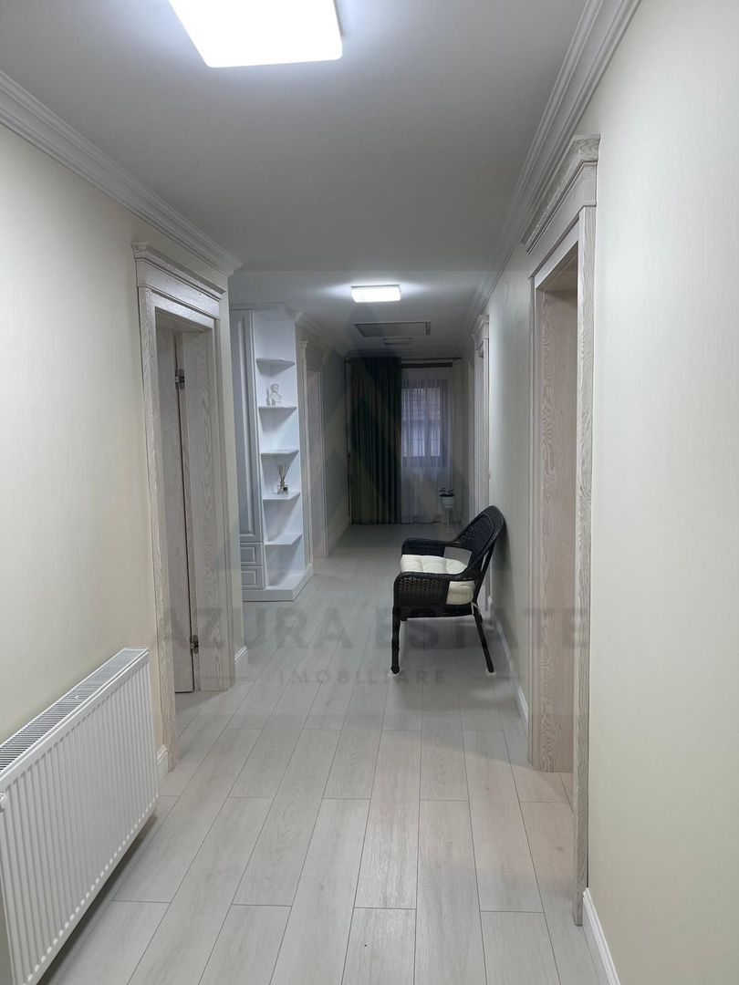 Vila 360 mp utili super exclusivista si teren 750 mp in Sibiu