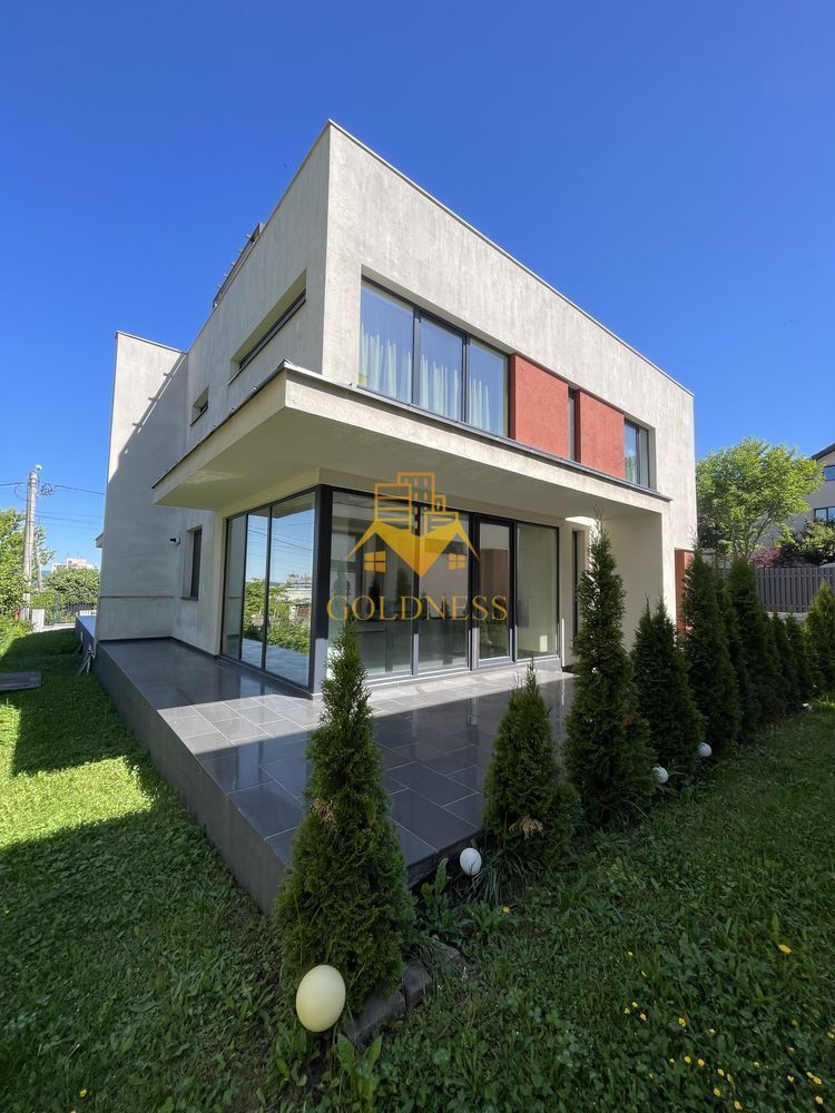 Duplex/Casa, Europa, Eugen Ionesco, Frunzișului, Observatorului, Garaj