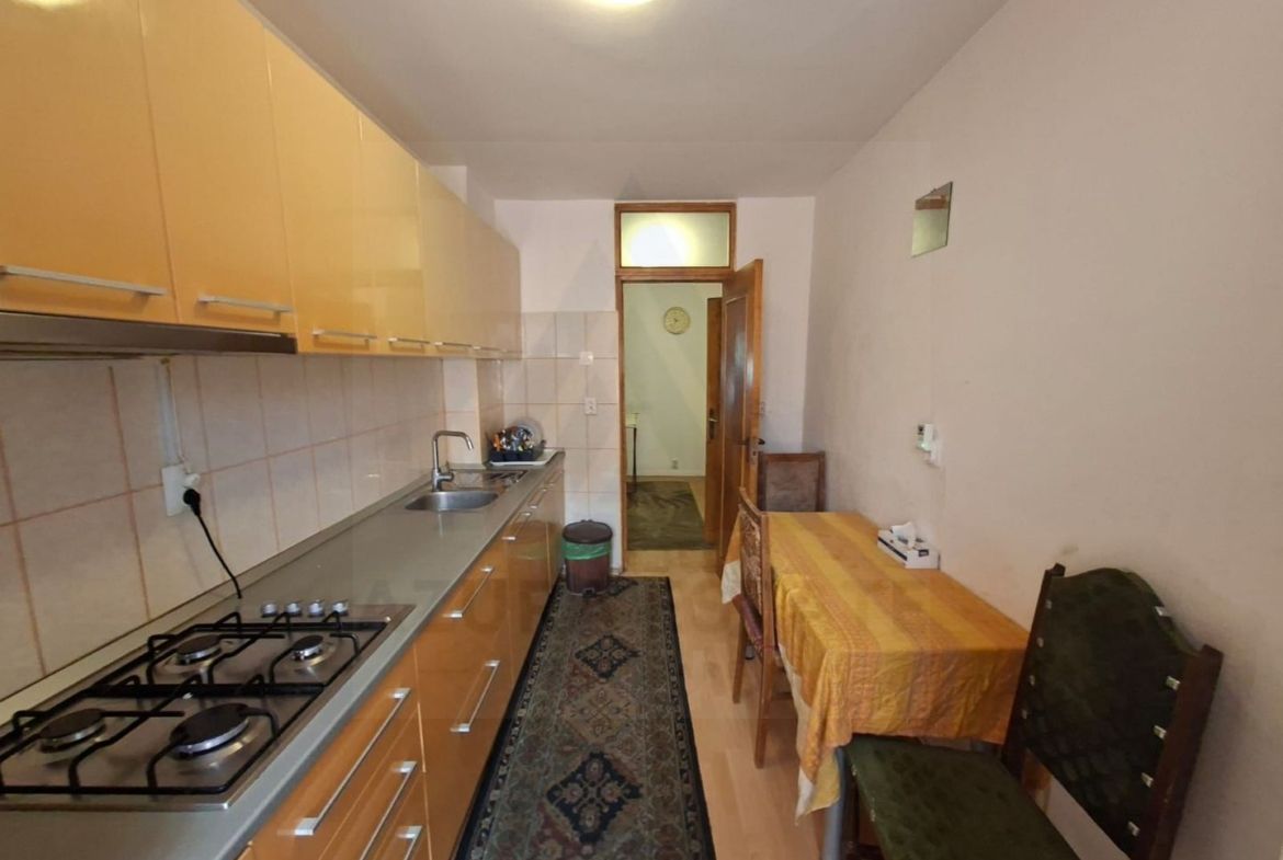 Apartament 3 camere 70 mp Parcul Sub Arini