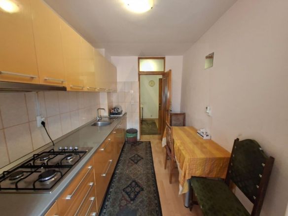 Apartament 3 camere 70 mp Parcul Sub Arini