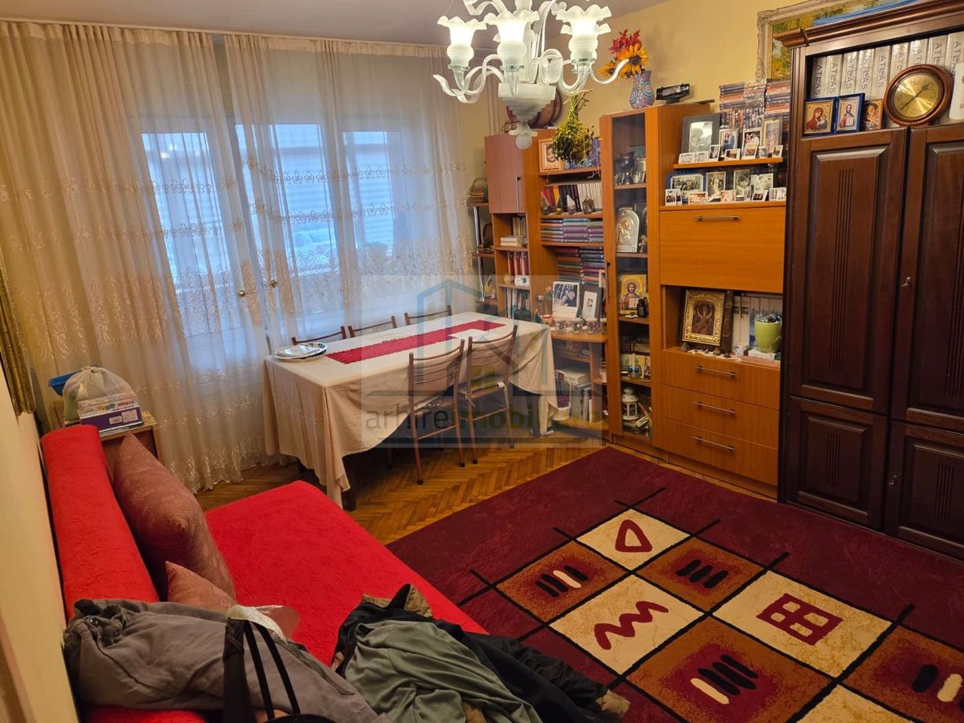 Apartament 3 camere spațios | 63 mp + balcon | bloc 1981 | Olteniței –