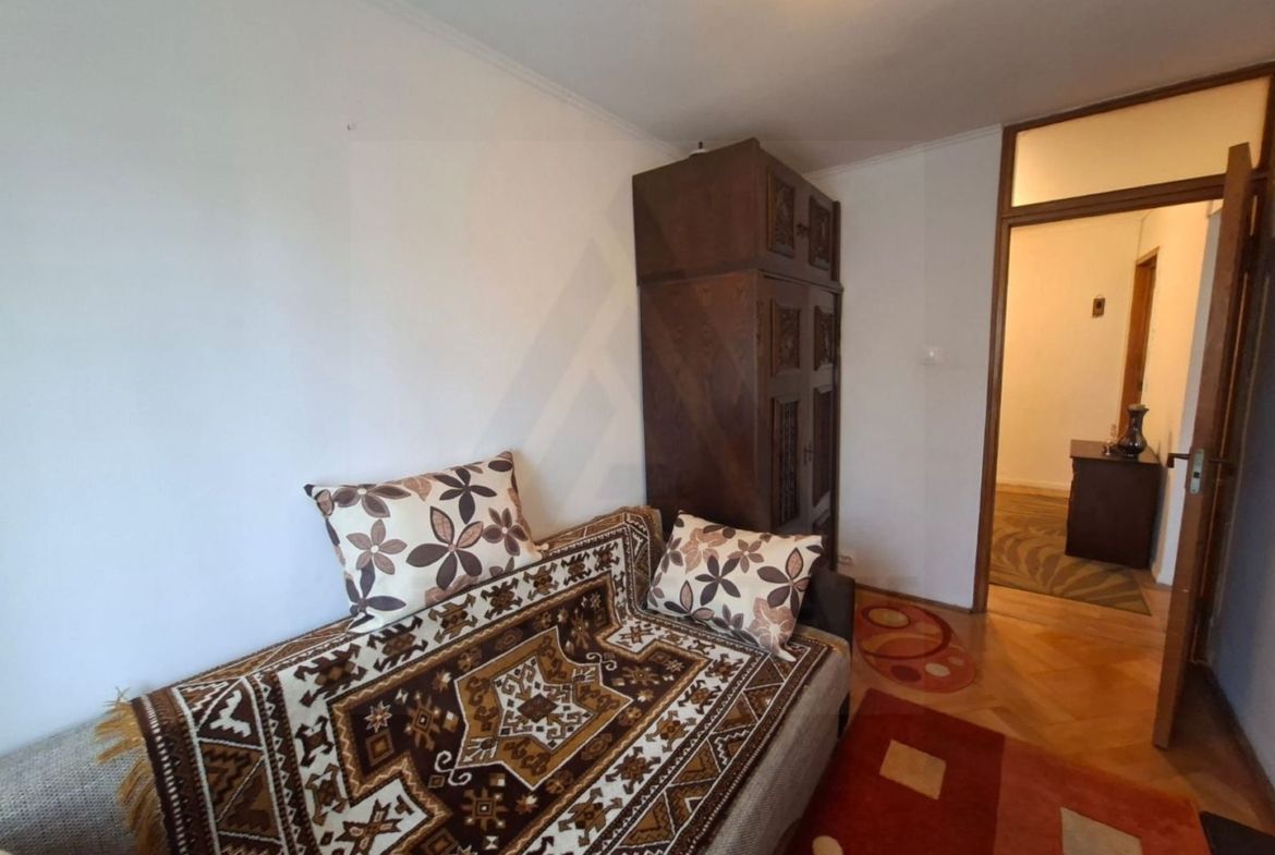 Apartament 3 camere 70 mp Parcul Sub Arini
