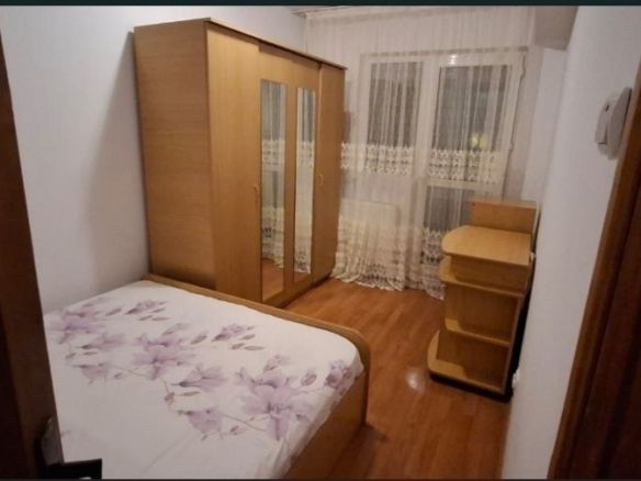 De inchiriat apartament 3 camere, Micro 20, 2100 lei