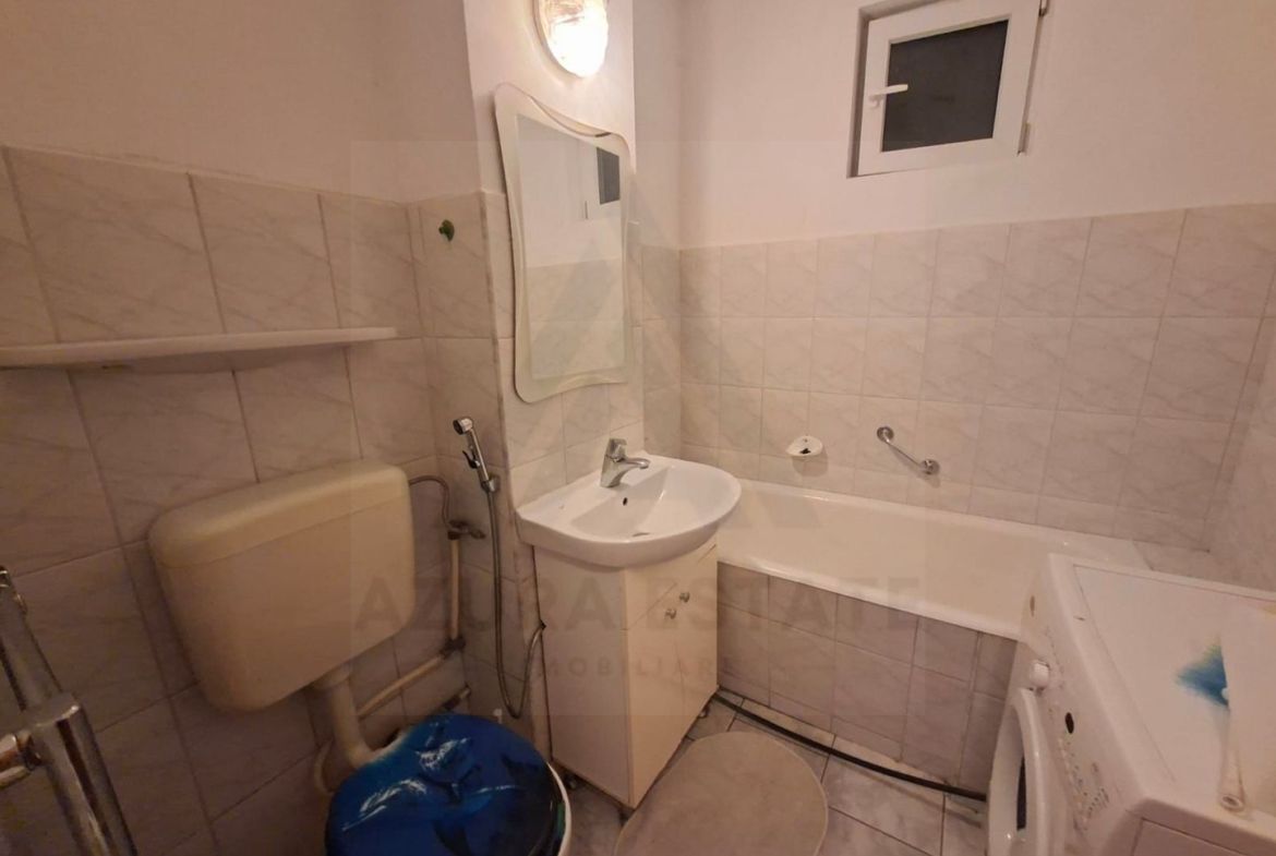 Apartament 3 camere 70 mp Parcul Sub Arini