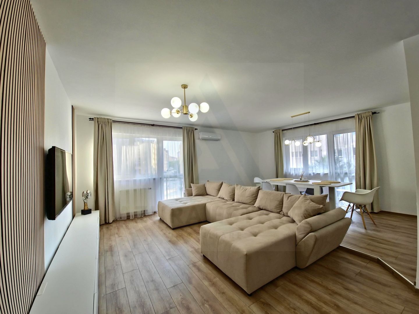 Apartament premium 3 camere 93 mp utili 3 terase etaj 2 zona Hipodrom