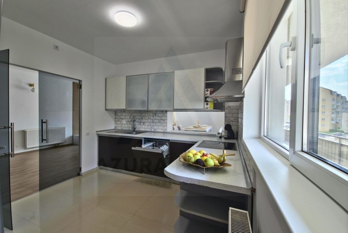 Apartament premium 3 camere 93 mp utili 3 terase etaj 2 zona Hipodrom