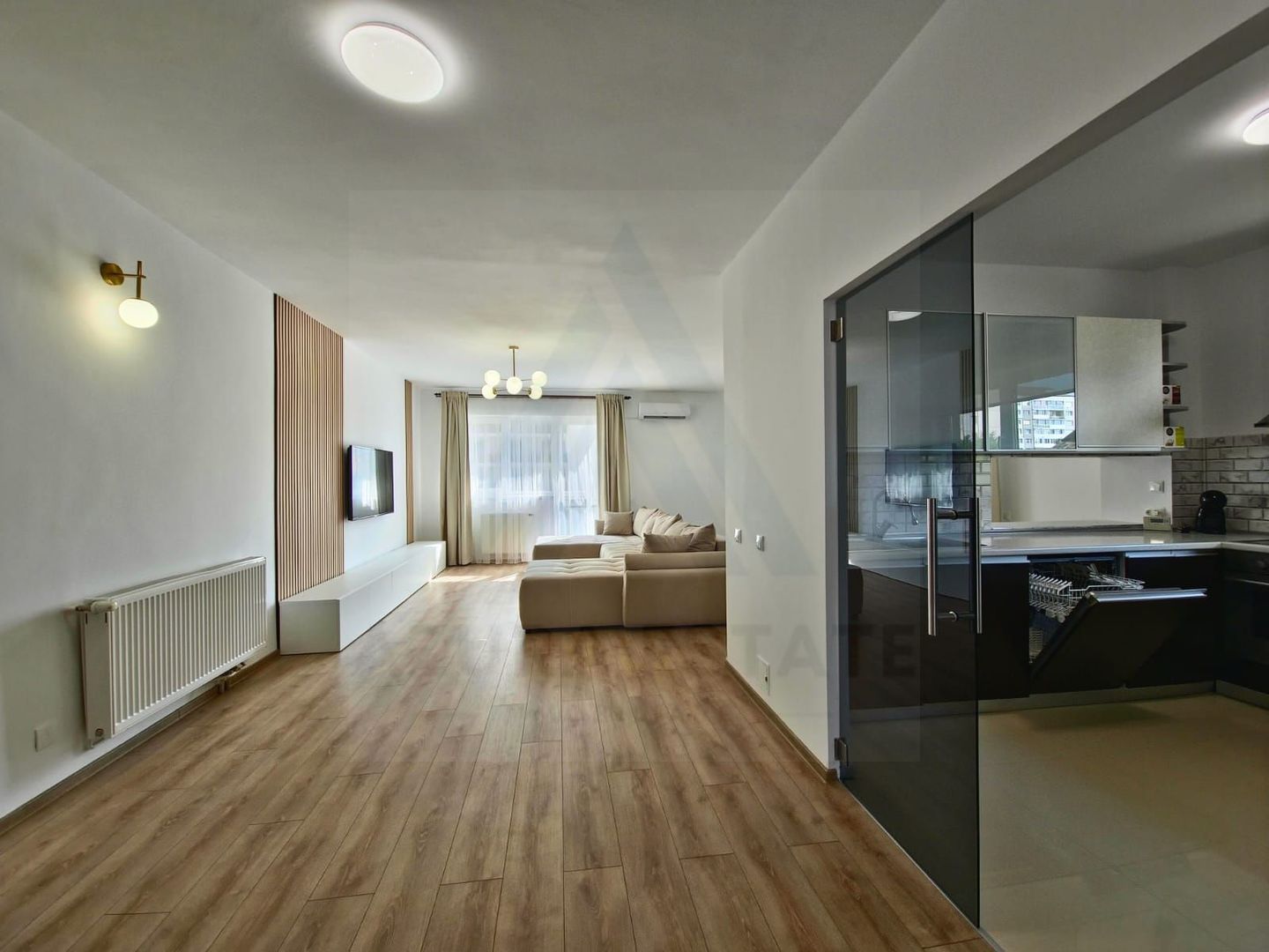 Apartament premium 3 camere 93 mp utili 3 terase etaj 2 zona Hipodrom