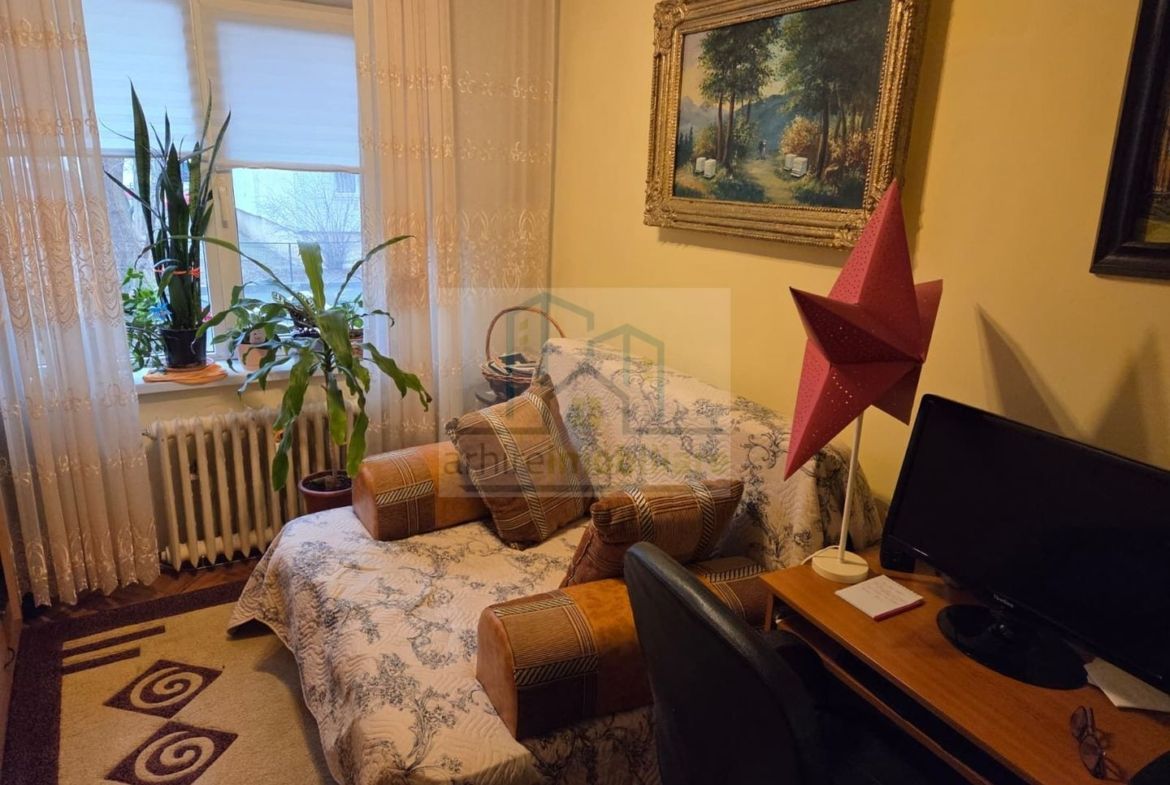 Apartament 3 camere spațios | 63 mp + balcon | bloc 1981 | Olteniței –
