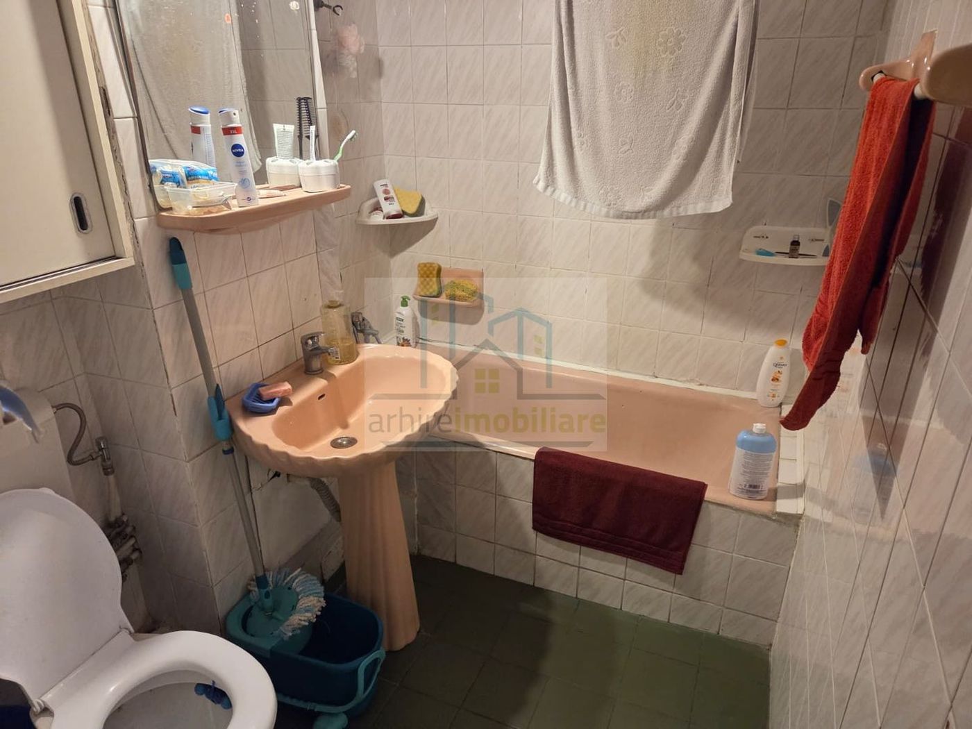 anBn-2820 Apartament 3 camere spațios | 63 mp + balcon | bloc 1981 | Olteniței –