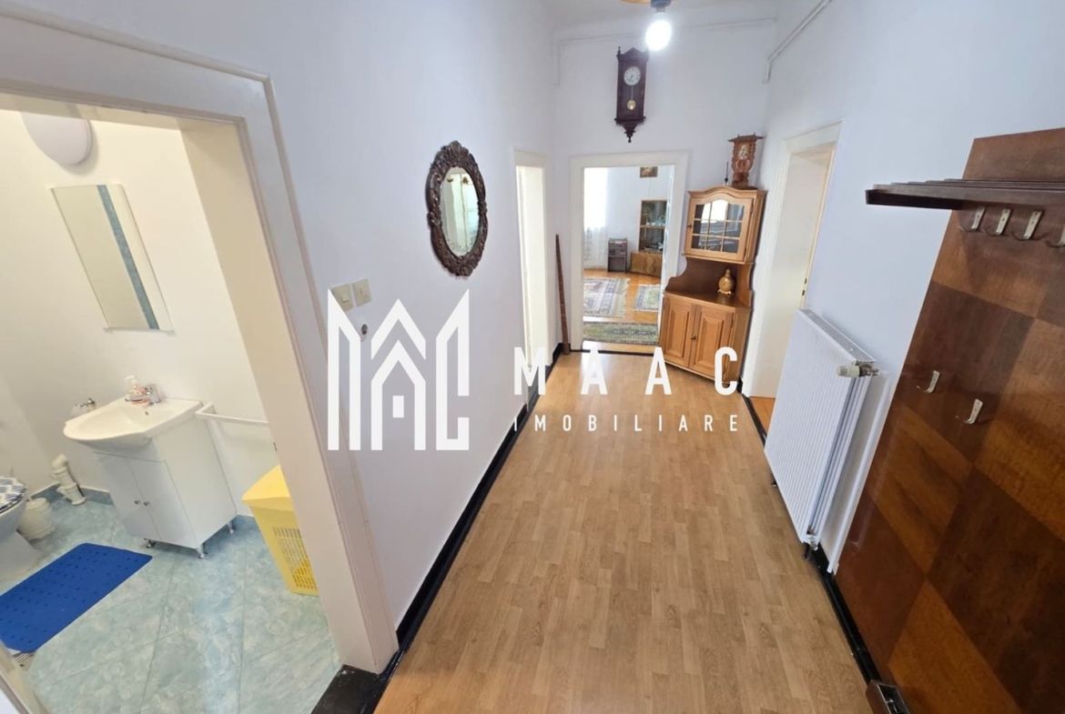 Apartament 4 camere 156 mpu zona Centrala Garaj Pivnita