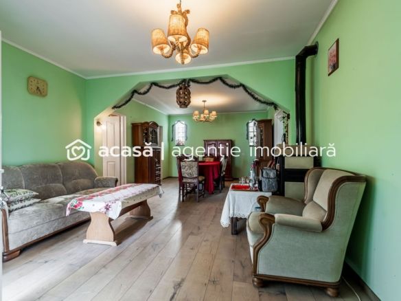 Casă finisată + casă în construcție, la același preț!