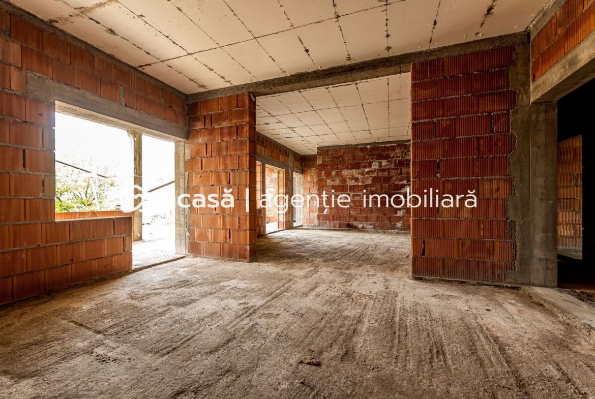 Casă finisată + casă în construcție, la același preț!
