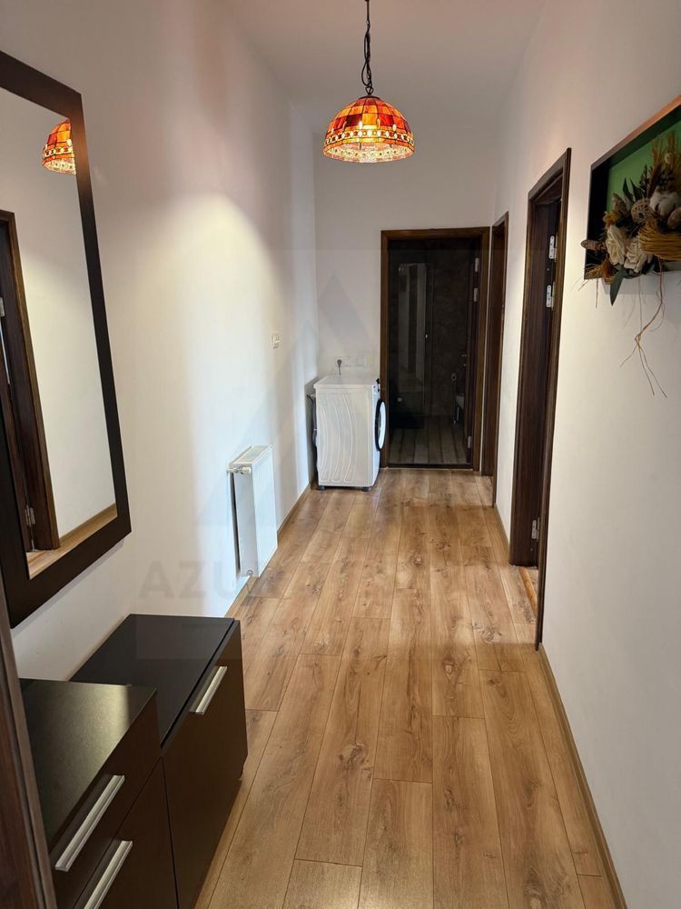 Apartament 3 camere 77mp Etaj 1 balcon 8 mp Bulevardul Mihai Viteazu