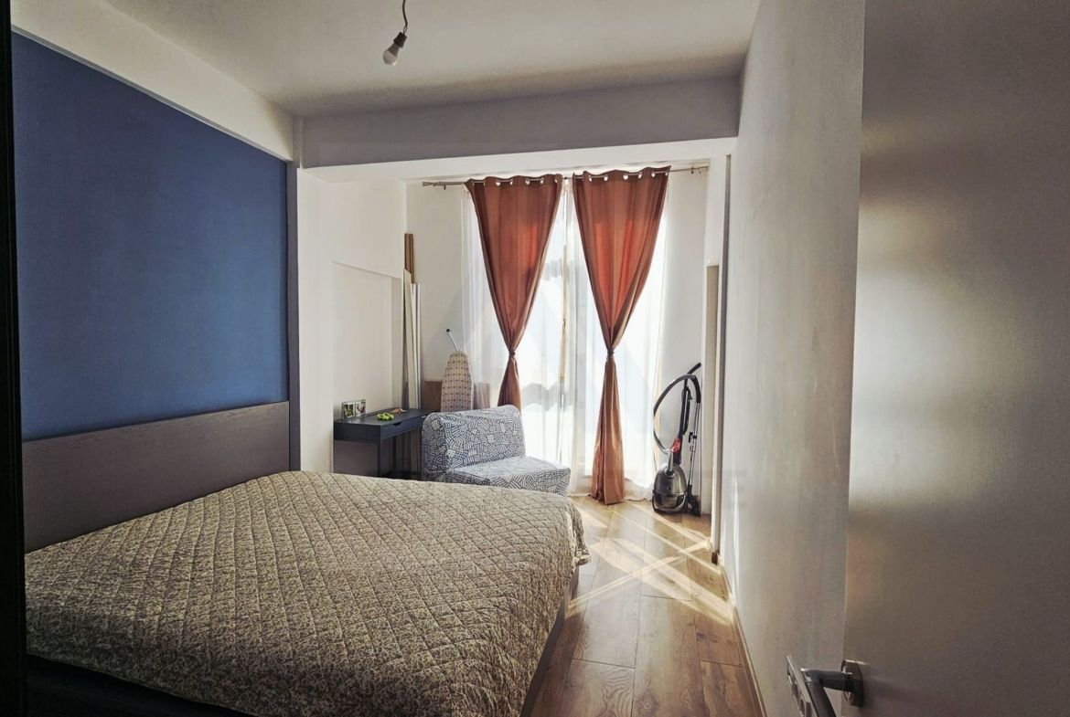 Apartament 3 camere etaj 1 balcon si terasa 63 mp utili  în Șelimbăr